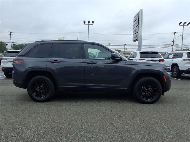 used 2024 Jeep Grand Cherokee car, priced at $37,895