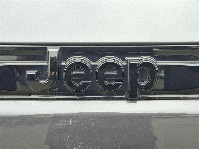 used 2024 Jeep Grand Cherokee car, priced at $37,895