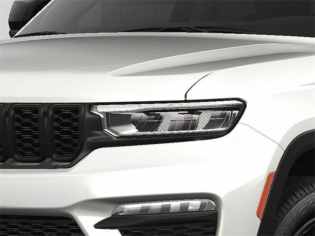 new 2025 Jeep Grand Cherokee car, priced at $50,050