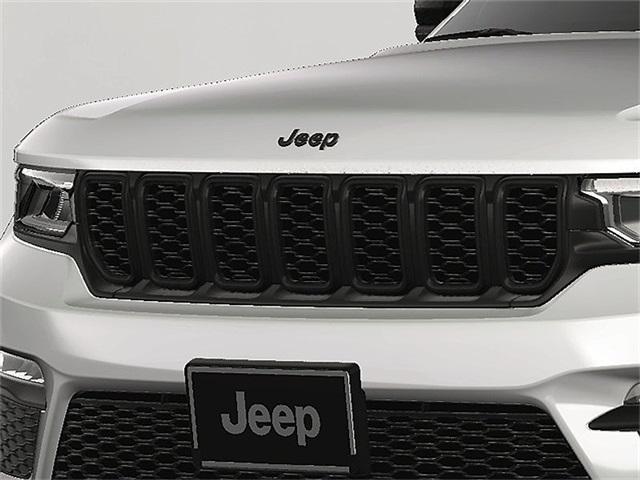 new 2025 Jeep Grand Cherokee car, priced at $49,625