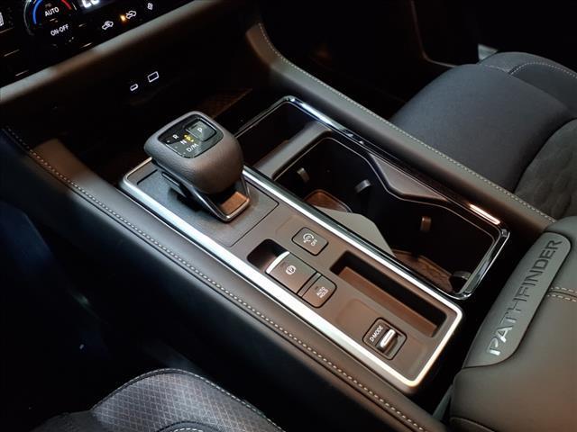 new 2025 Nissan Pathfinder car, priced at $39,418
