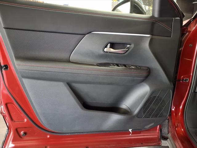 new 2025 Nissan Kicks car, priced at $28,156