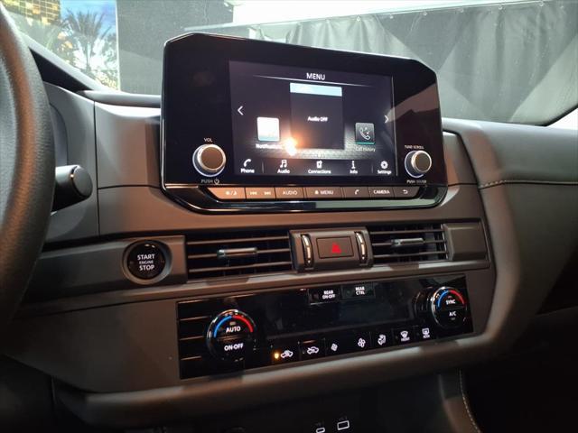 new 2025 Nissan Pathfinder car, priced at $36,221