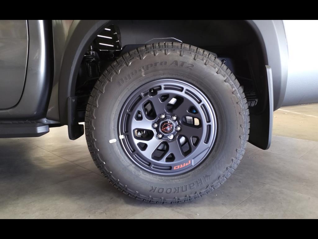 new 2025 Nissan Frontier car, priced at $39,145