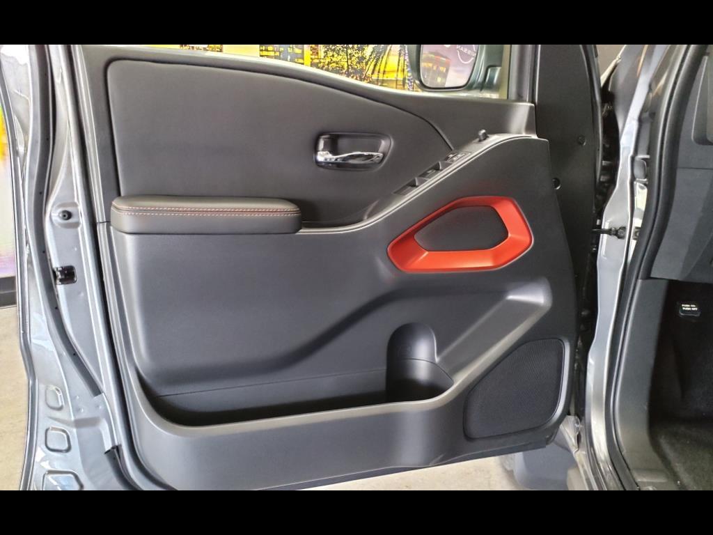 new 2025 Nissan Frontier car, priced at $39,145