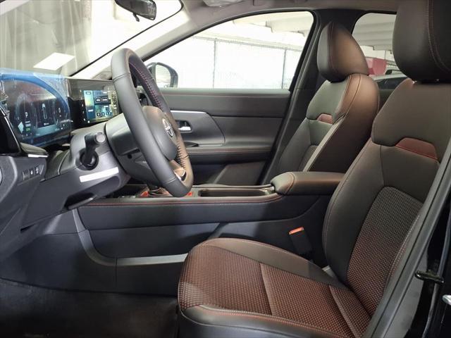 new 2025 Nissan Kicks car, priced at $27,752
