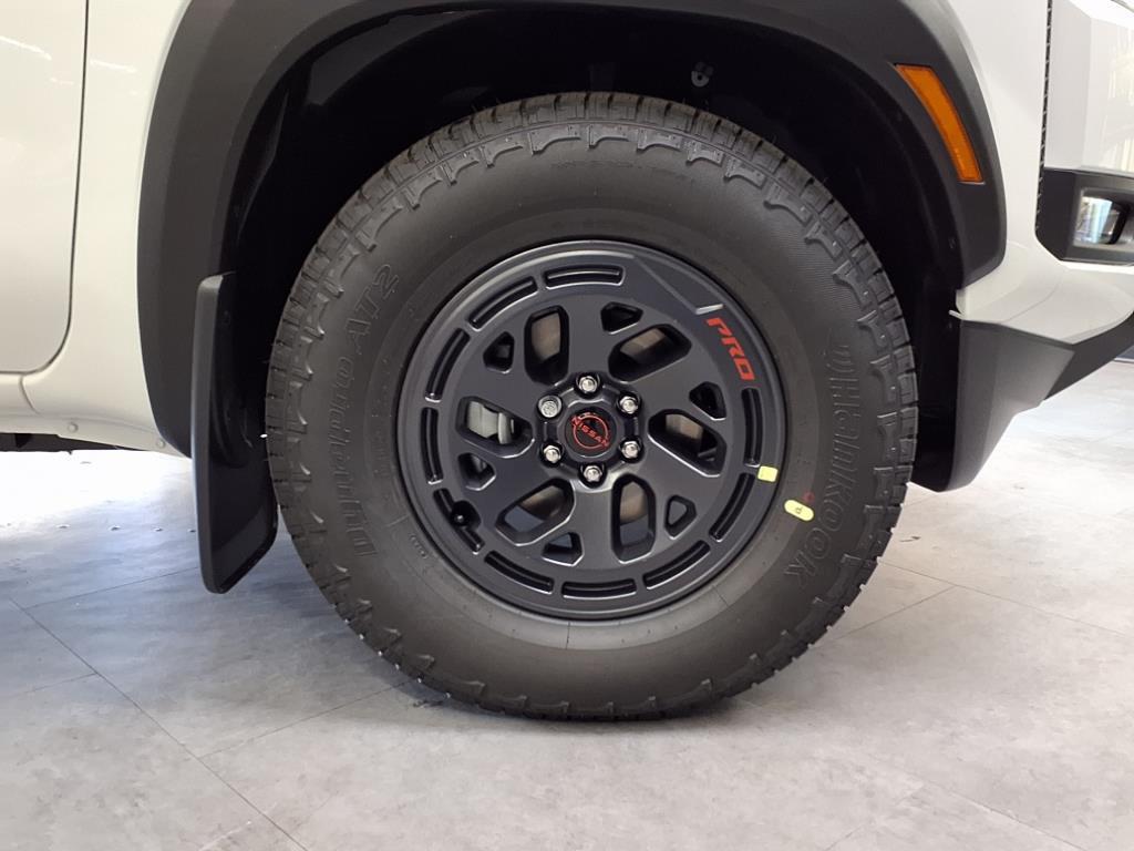new 2025 Nissan Frontier car, priced at $40,732