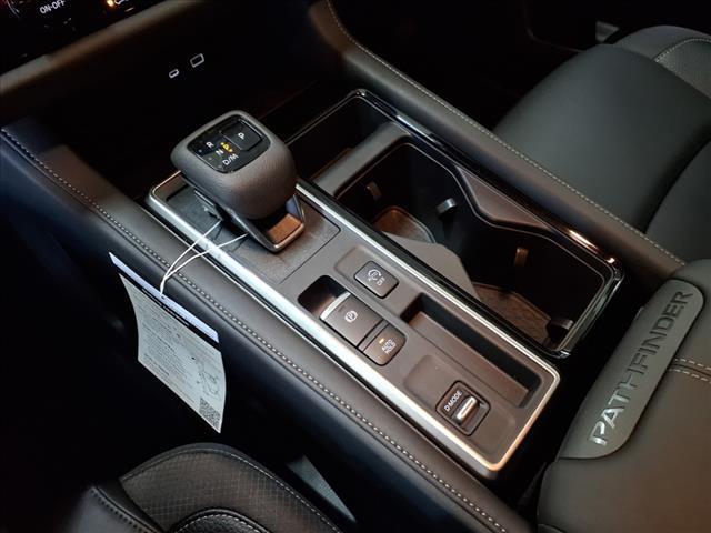 new 2025 Nissan Pathfinder car, priced at $43,011