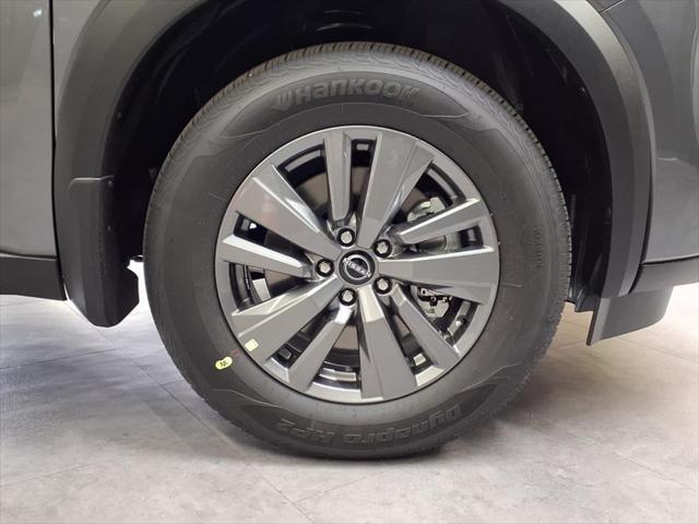 new 2025 Nissan Pathfinder car, priced at $36,300