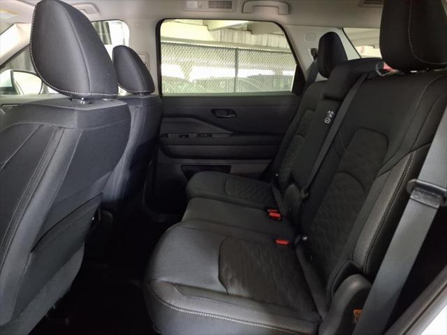 new 2025 Nissan Pathfinder car, priced at $39,484