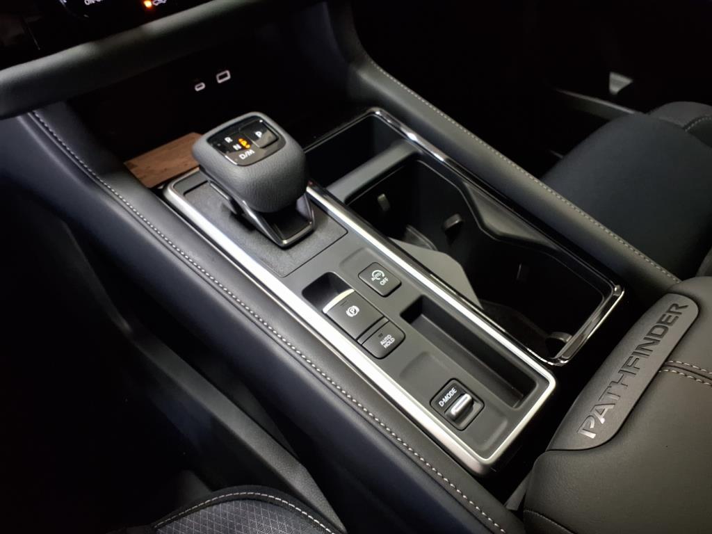 new 2025 Nissan Pathfinder car, priced at $34,484