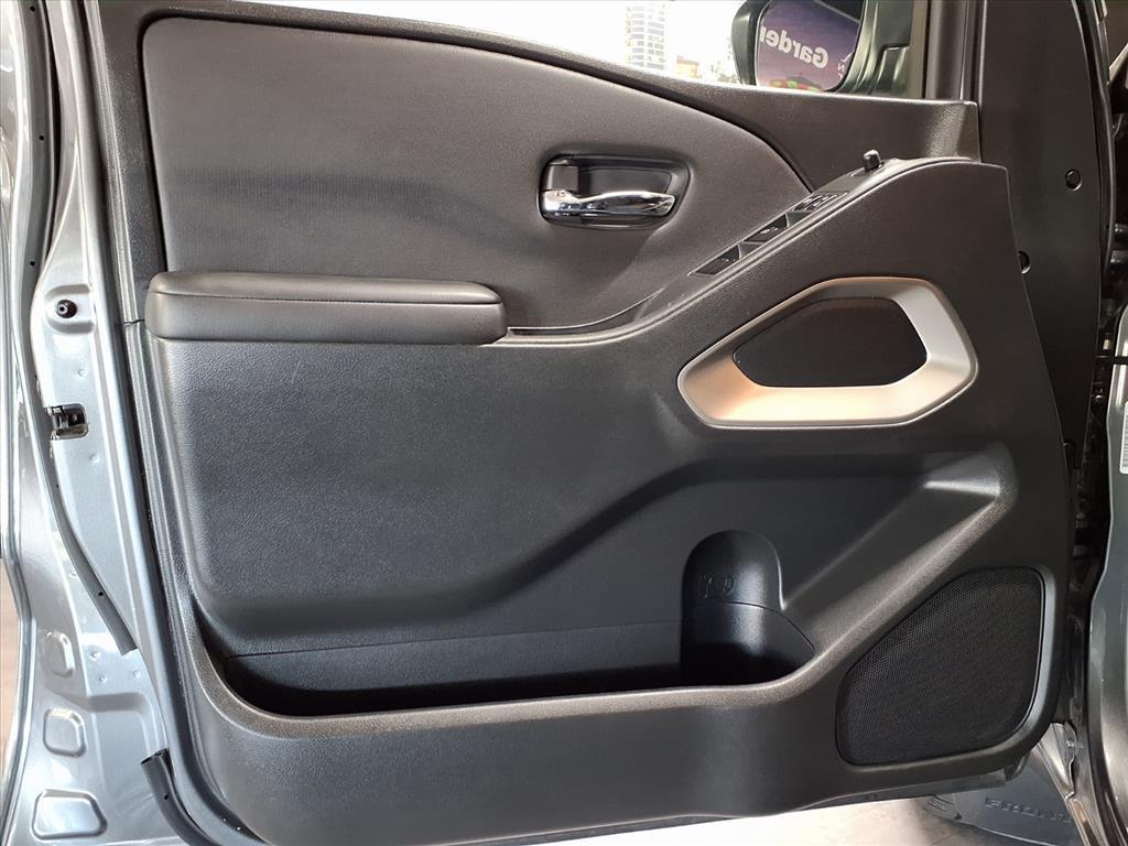 used 2024 Nissan Frontier car, priced at $28,999