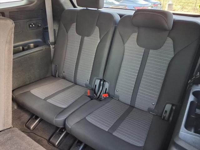 used 2023 Kia Sorento car, priced at $22,999