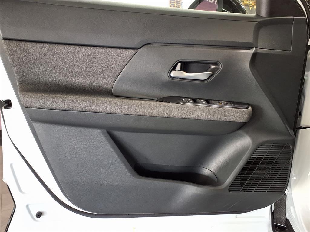 new 2026 Nissan Kicks car, priced at $24,431