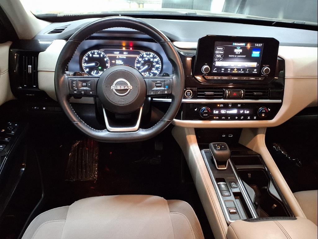 used 2022 Nissan Pathfinder car, priced at $27,999