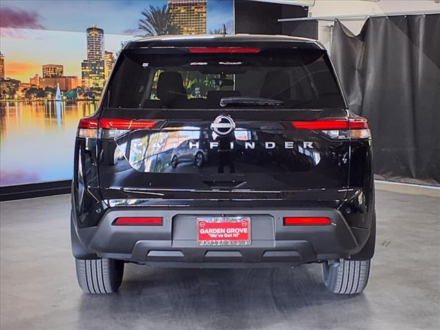 new 2025 Nissan Pathfinder car, priced at $36,353