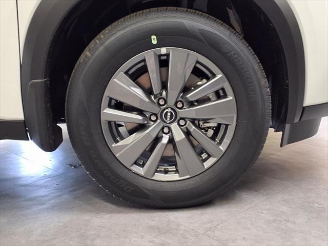 new 2025 Nissan Pathfinder car, priced at $36,221