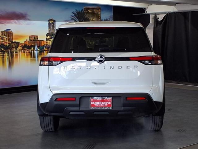 new 2025 Nissan Pathfinder car, priced at $36,221