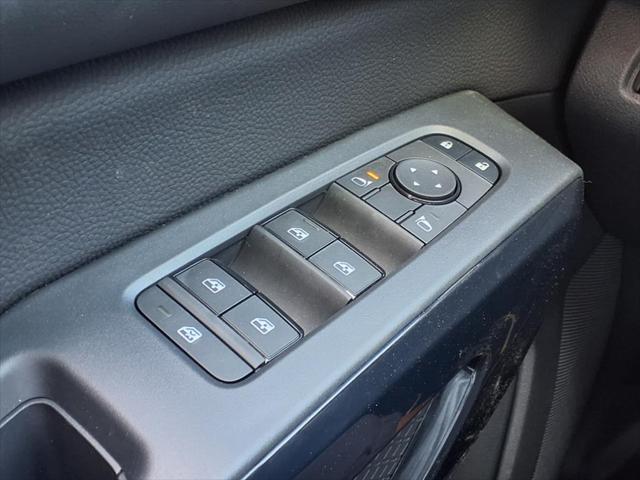 new 2025 Nissan Pathfinder car, priced at $36,353