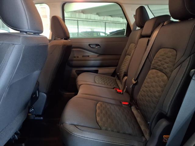 new 2025 Nissan Pathfinder car, priced at $36,300