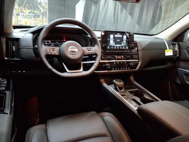 new 2025 Nissan Pathfinder car, priced at $41,643