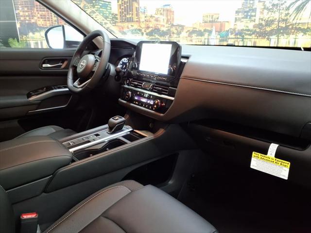 new 2025 Nissan Pathfinder car, priced at $44,652