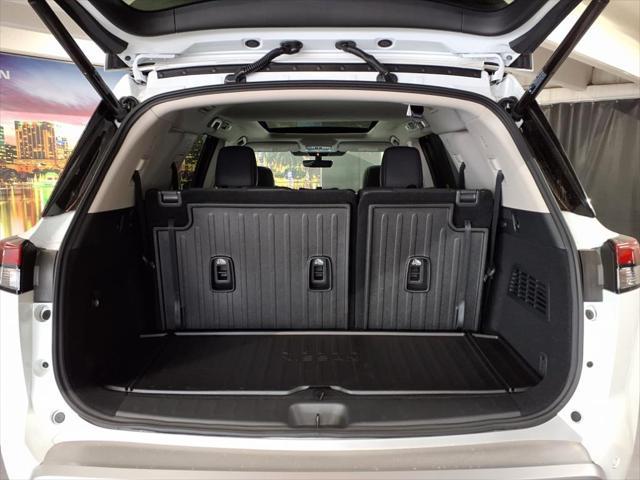 new 2025 Nissan Pathfinder car, priced at $44,652
