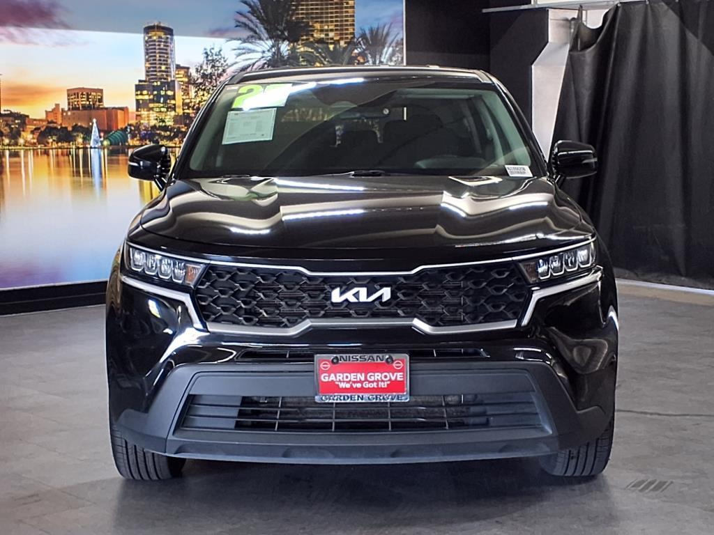 used 2023 Kia Sorento car, priced at $18,999