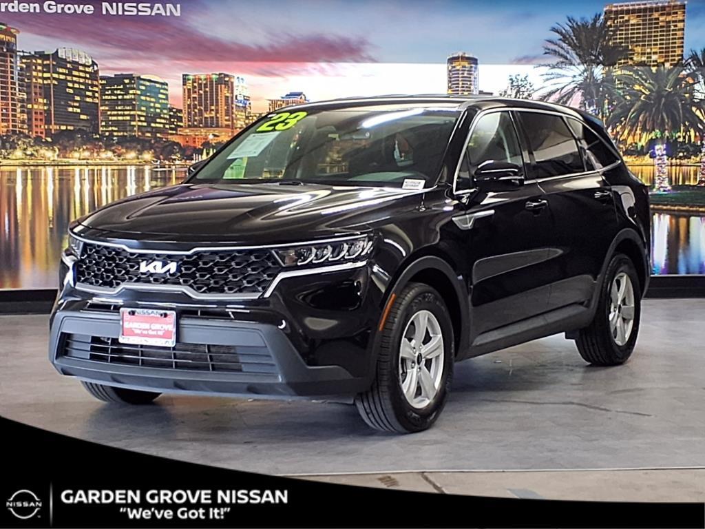 used 2023 Kia Sorento car, priced at $18,999