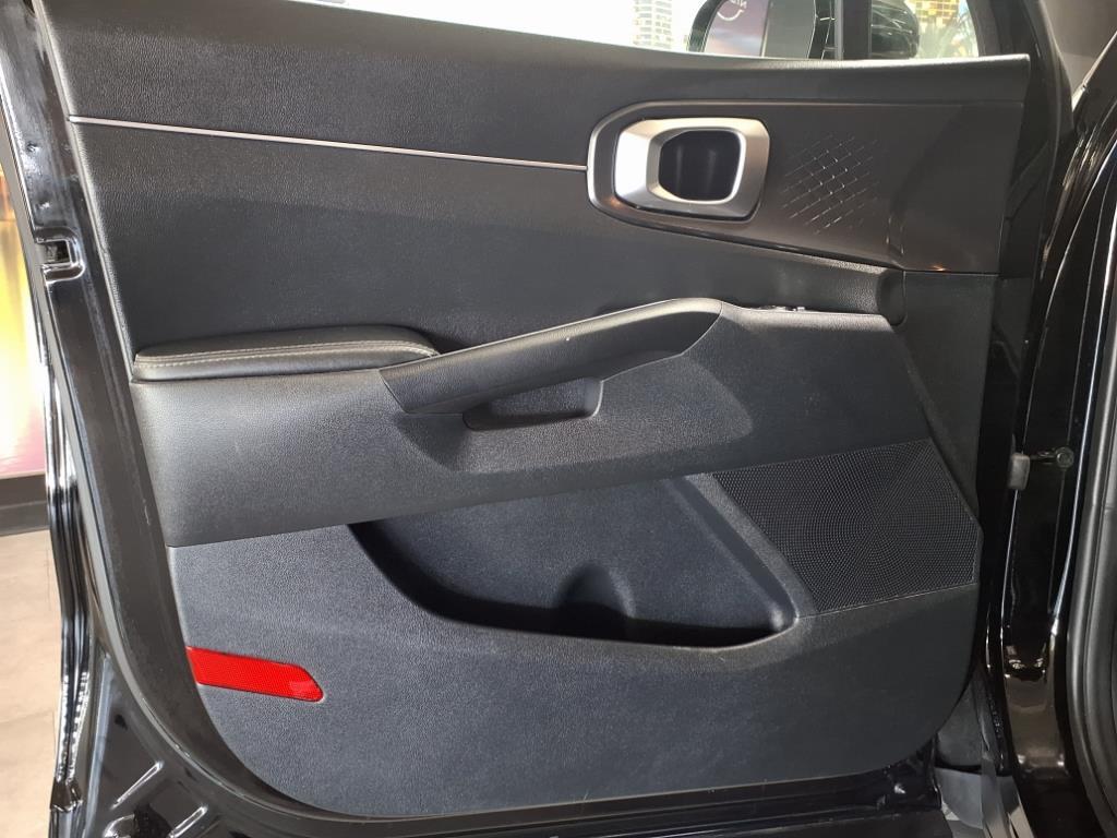 used 2023 Kia Sorento car, priced at $18,999