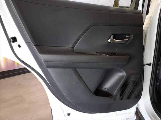 new 2025 Nissan Kicks car, priced at $25,408