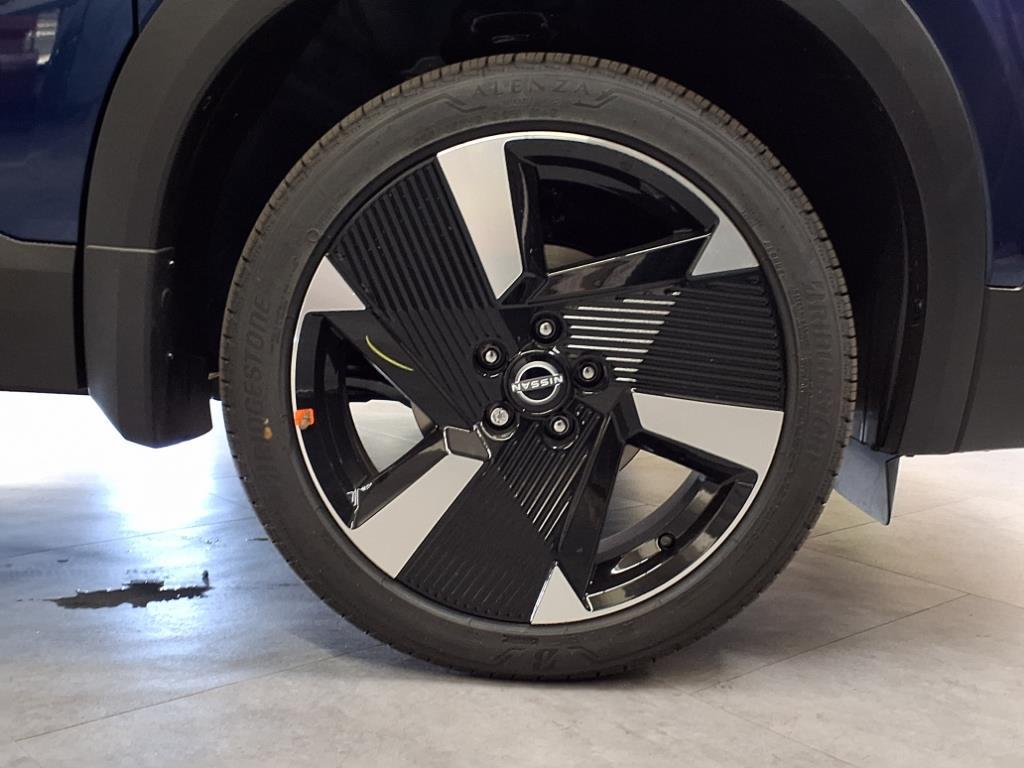 new 2025 Nissan Kicks car, priced at $27,471