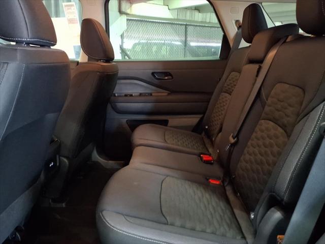 new 2025 Nissan Pathfinder car, priced at $36,300