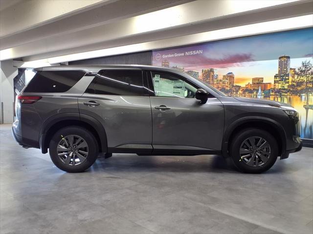 new 2025 Nissan Pathfinder car, priced at $36,300