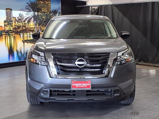 new 2025 Nissan Pathfinder car, priced at $36,300
