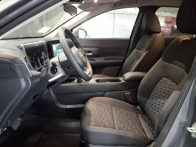 new 2025 Nissan Kicks car, priced at $25,004
