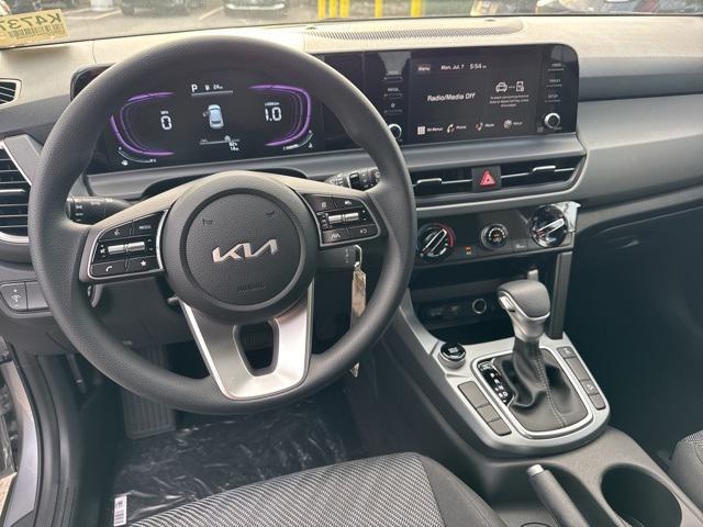 new 2025 Kia Seltos car, priced at $26,410
