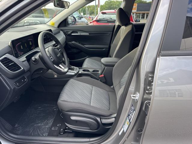 new 2025 Kia Seltos car, priced at $26,410