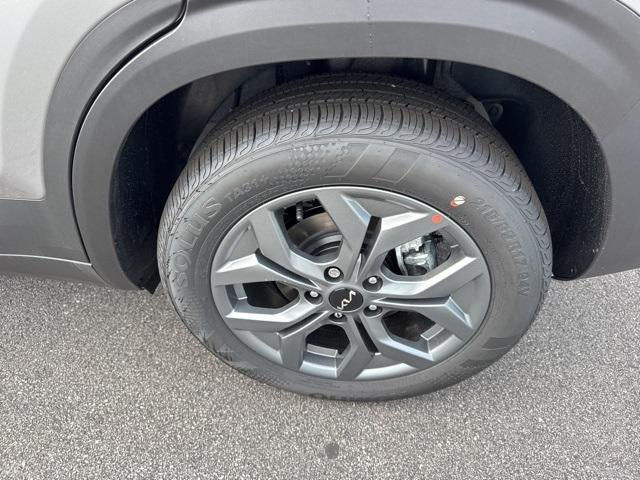 new 2025 Kia Seltos car, priced at $26,410