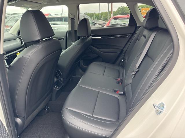new 2025 Kia Seltos car, priced at $33,850