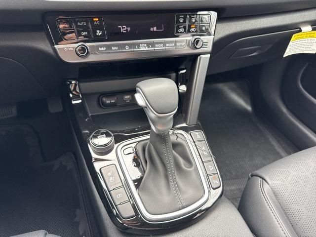 new 2025 Kia Seltos car, priced at $33,850