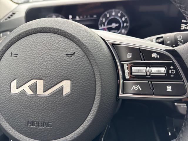 new 2025 Kia Seltos car, priced at $33,850