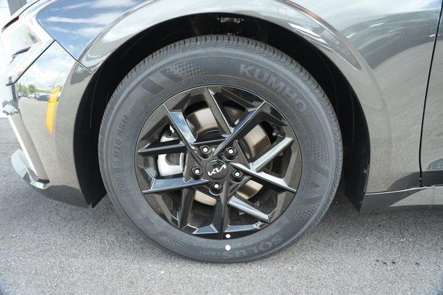 new 2025 Kia K5 car, priced at $28,330
