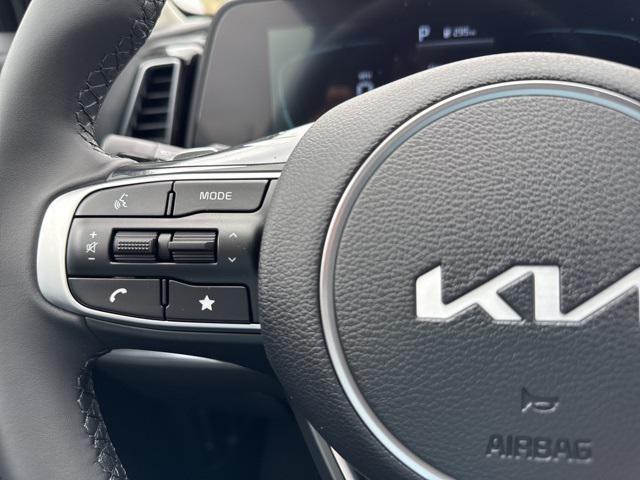 new 2025 Kia Sportage Hybrid car, priced at $34,905