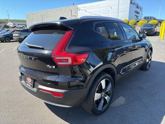 used 2019 Volvo XC40 car, priced at $17,900