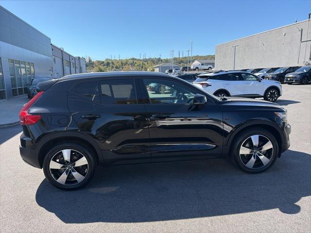 used 2019 Volvo XC40 car, priced at $17,900