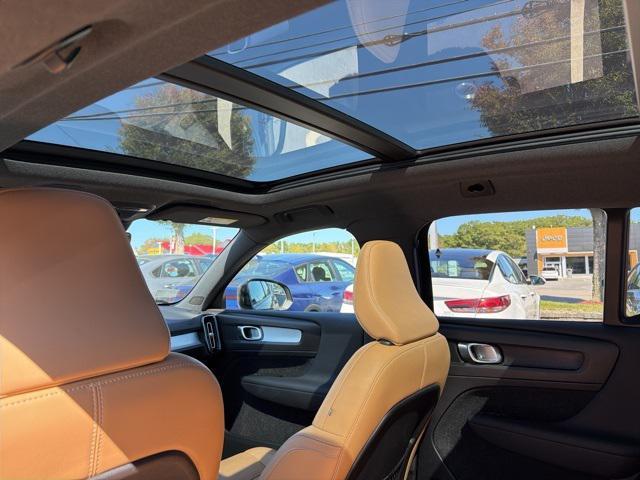 used 2019 Volvo XC40 car, priced at $17,900