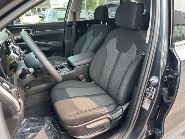 used 2022 Kia Sorento car, priced at $25,000