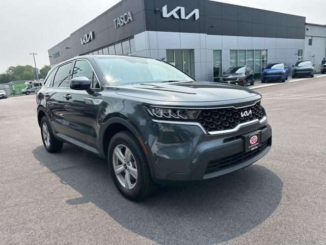 used 2022 Kia Sorento car, priced at $25,000
