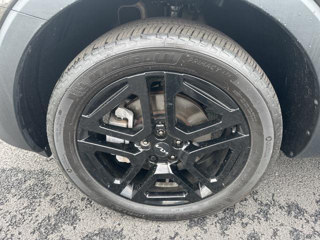 used 2024 Kia Telluride car, priced at $44,998
